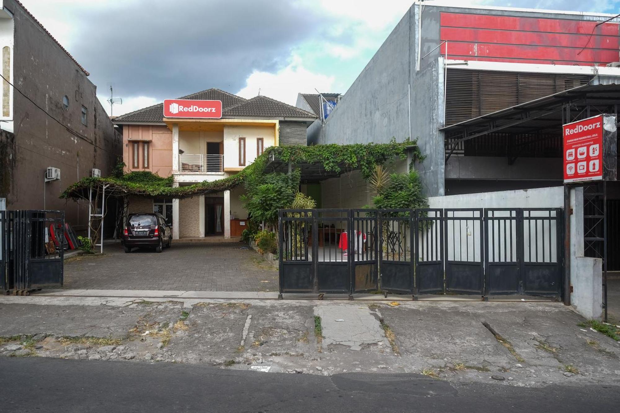 Reddoorz Syariah Near Pakuwon Mall Jogja Kejayan Exteriér fotografie
