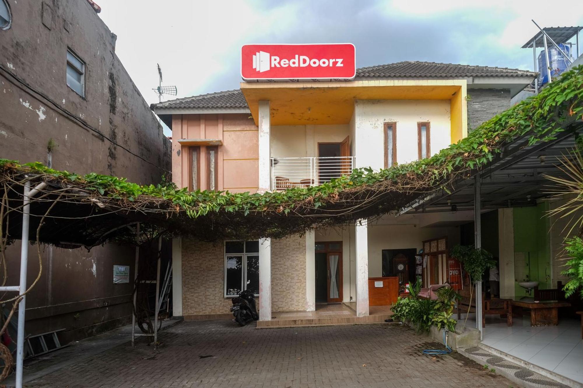 Reddoorz Syariah Near Pakuwon Mall Jogja Kejayan Exteriér fotografie