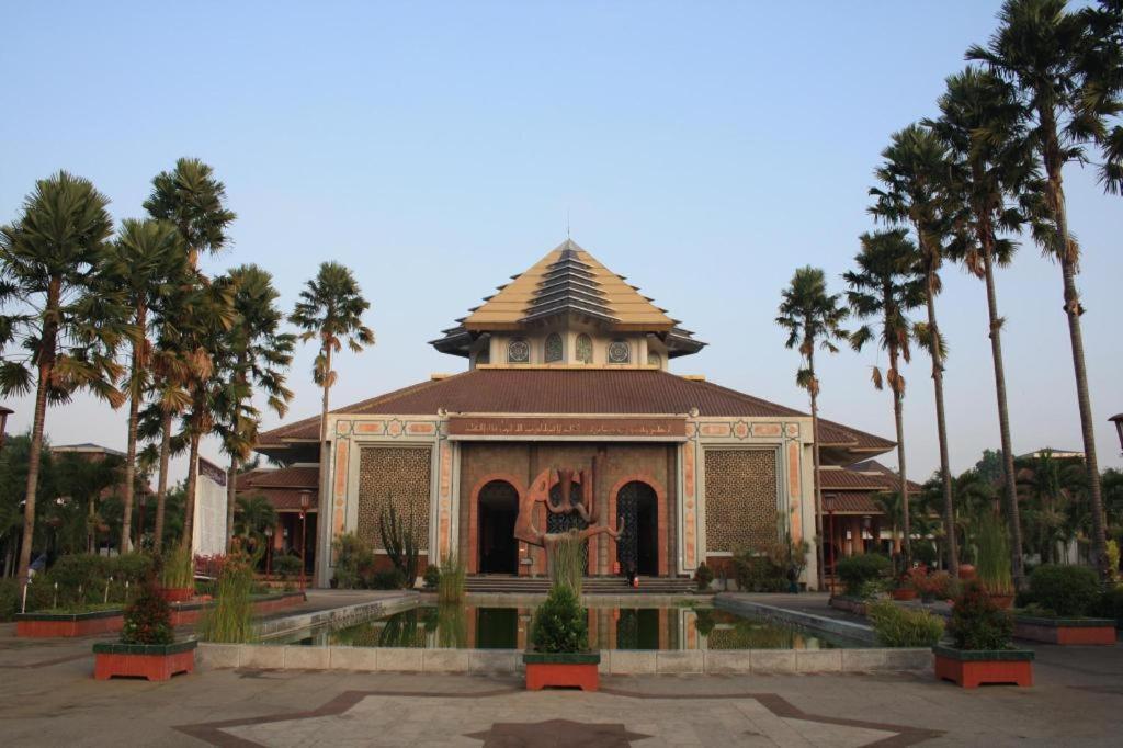 Reddoorz Syariah Near Pakuwon Mall Jogja Kejayan Exteriér fotografie